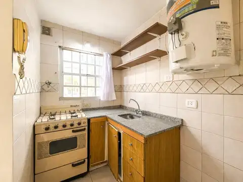 Depto Tipo Casa 2 ambientes con 1 baño