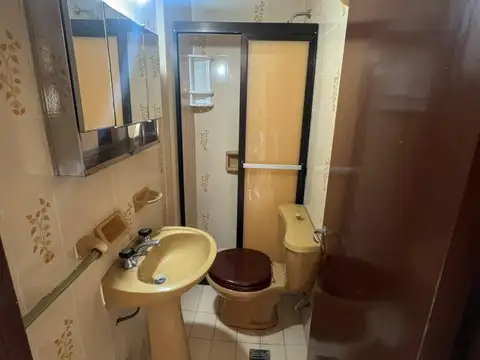 Departamento 4 ambientes con 2 baños