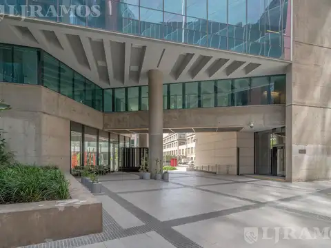 Oficina en Alquiler al Sur