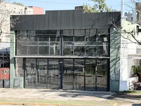 Vta. Local c/potencial, excelente zona San Isidro