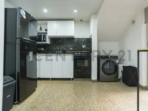 Departamento en Alquiler con 1 cocheras