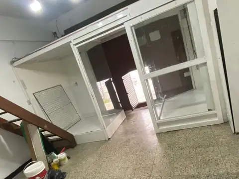 Local en Alquiler en Loma Hermosa, $ 700.000