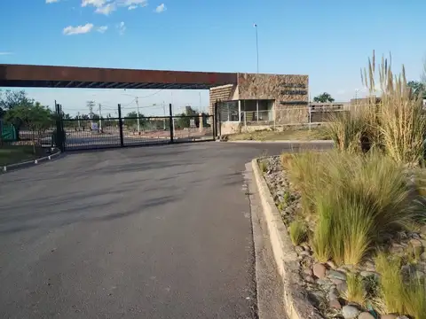 LOTE EN BARRIO PRIVADO - MAIPÚ