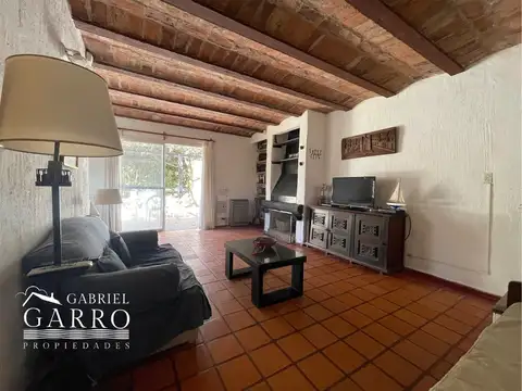 Depto Tipo Casa en Alquiler Temporal con 1 cocheras