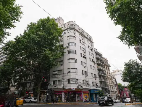 Avenida Pueyrredón 1700