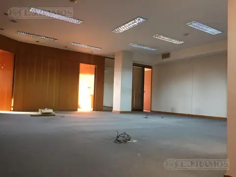 Oficina en Alquiler 23 años