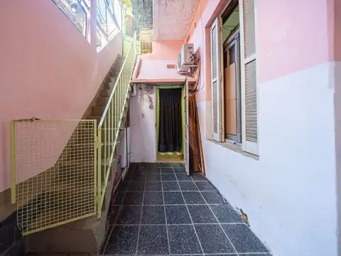 PH interno de dos plantas en venta zona echesortu.