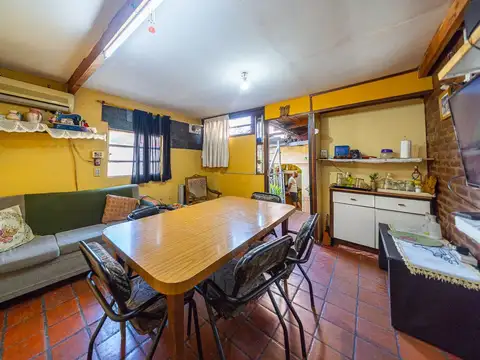 PH interno de dos plantas en venta zona echesortu.