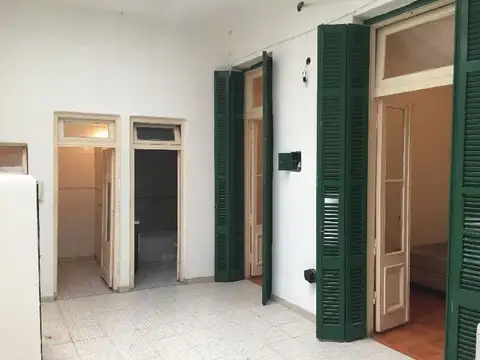 Departamento tipo casa 4 ambientes con patio cubierto