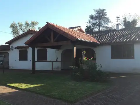 Circ. 1º, Sec 2ª, manzana 15 . Calle El Espinillo