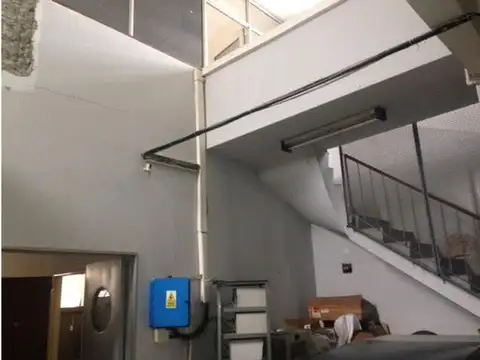 VENTA GALPON BARRACAS, IMPRENTA  