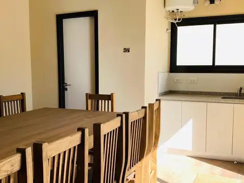 Casa 3 ambientes con 2 baños