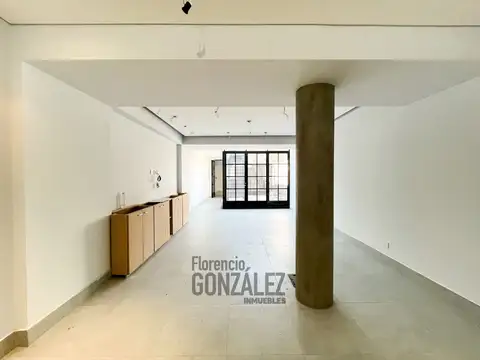 AV.  JUAN B. ALBERDI 5300, Piso 1