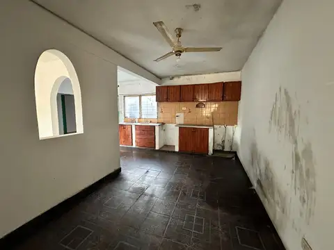 En venta Casa 4 ambientes en barrio Santa Paula de Jose C. Paz - Escritura y planos