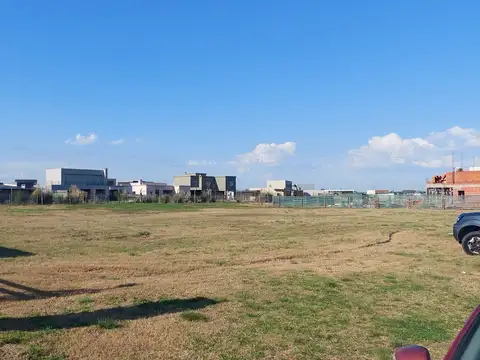 Terreno en Venta 40  mts Fondo