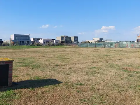 Terreno en Venta en San Sebastian, USD 35.000