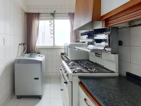 Oficina en Venta con 1 cochera