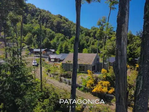 Local en Venta en Faldeo Del Bayo, USD 450.000