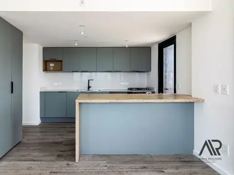 Av. Rivera 4237 esq. Solano 100