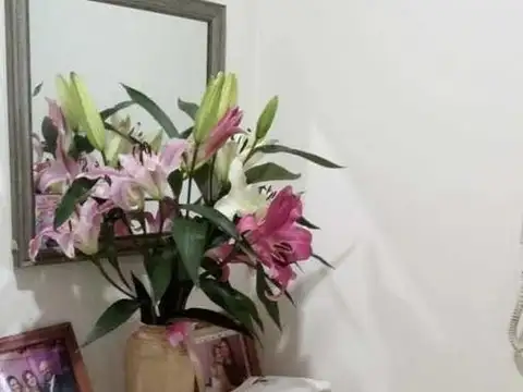 Depto Tipo Casa en Venta 40 años