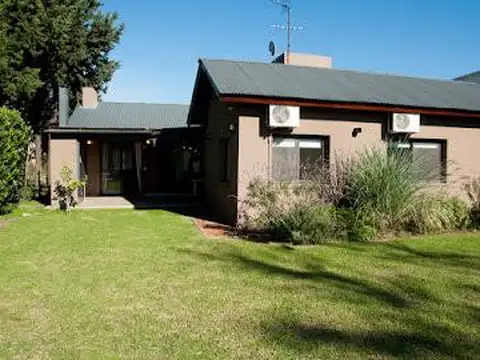 EXCELENTE PROPIEDAD EN SAN PATRICIO 