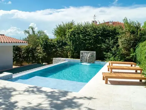 Casa Venta con Pileta Climatizada + Monoambiente Carlos Paz