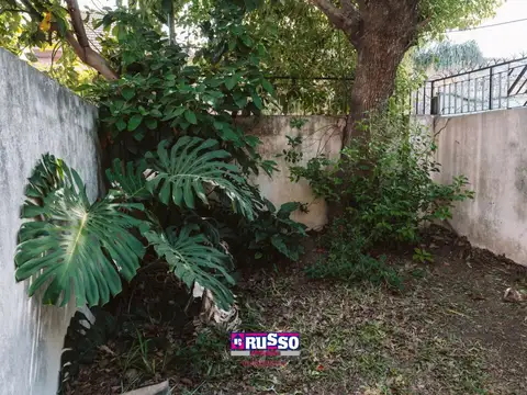 Venta casa 4 ambientes Tablada