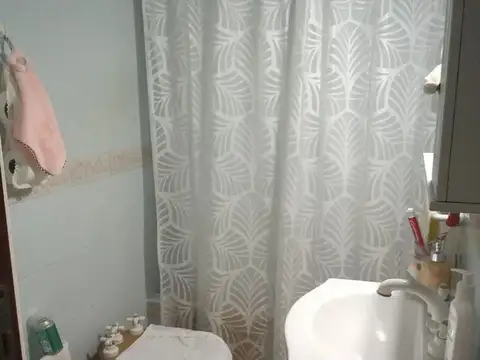 CASA EN VENTAS 3 AMBIENTES EN LANUS