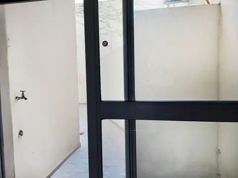 Departamento en Alquiler en Luis Agote, $ 350.000