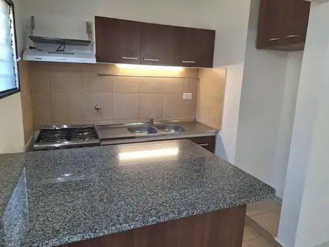 Depto Tipo Casa en Venta 40 años