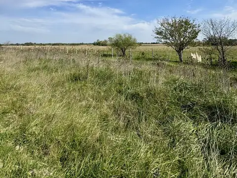 Terreno en Venta en Los Pinares Country Club, USD 27.000