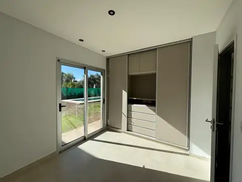 ALQUILER – CASA A ESTRENAR EN B° PRIV. LA VACHERIE