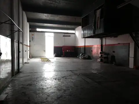 Galpon en Venta en Caseros, USD 240.000