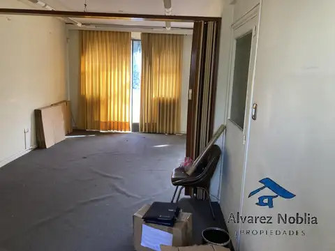 Oficina en Venta 50 años
