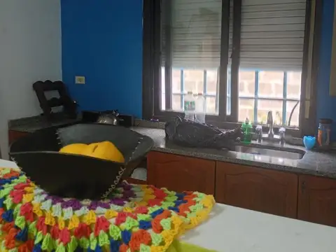 VENTA VIVIENDA UNIFAMILAR DE DOS DORMITORIOS ZONA SUR