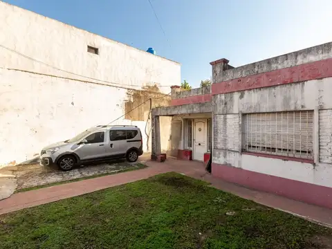 General Pedro Díaz 300