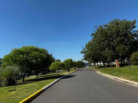 Terreno en Venta en Presidente Derqui, USD 49.000