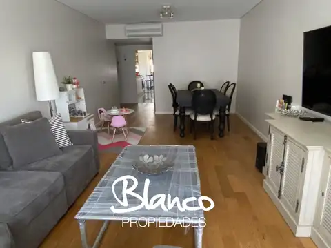 Departamento 4 ambientes con 2 baños