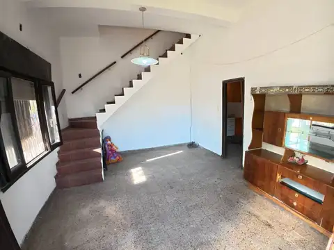 Depto Tipo Casa en Venta de 4 ambientes