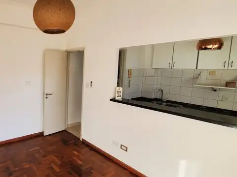 Depto Tipo Casa en Venta de 2 ambientes