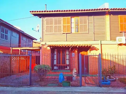 Depto Tipo Casa 4 ambientes con 1 baño