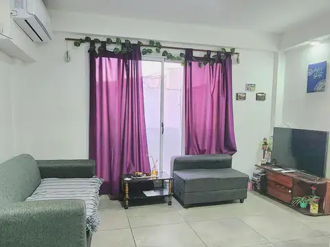 San Nicolas 470 , Piso 1