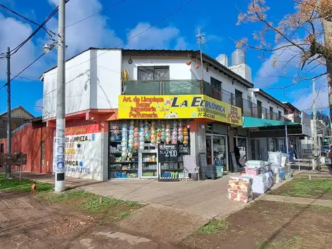 VENTA EDIFICIO DEPARTAMENTOS Y LOCALES LA REJA