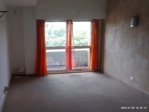 Oficina en Alquiler en Caseros, $ 180.000