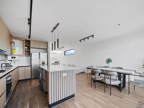 Departamento 4 ambientes con 3 baños