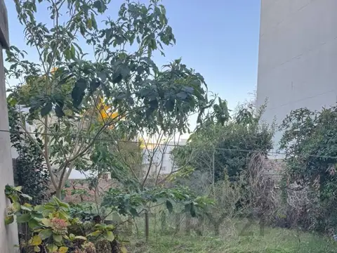 VENTA DE DEPARTAMENTO EN BERISSO