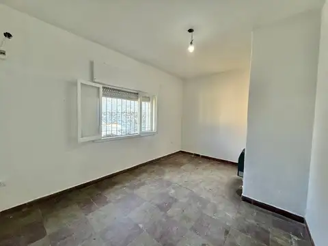 Casa en Venta en Lomas De Zamora, USD 58.000