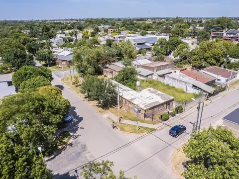 Yrigoyen esquina Rioja