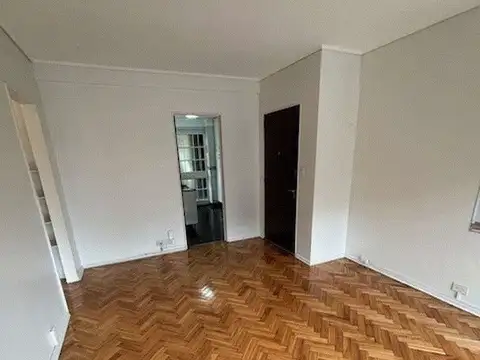 3 AMB. C/COCHERA 67m2tot. 2°PISO C/FRENTE C/BALCON °IMPECABLE" EXCELENTE UBICACION