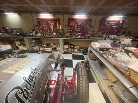 Galpon en Venta en Olivos, USD 599.000